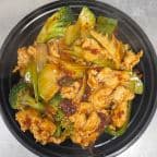 Best Chicken w. Garlic Sauce in Montgomery, AL